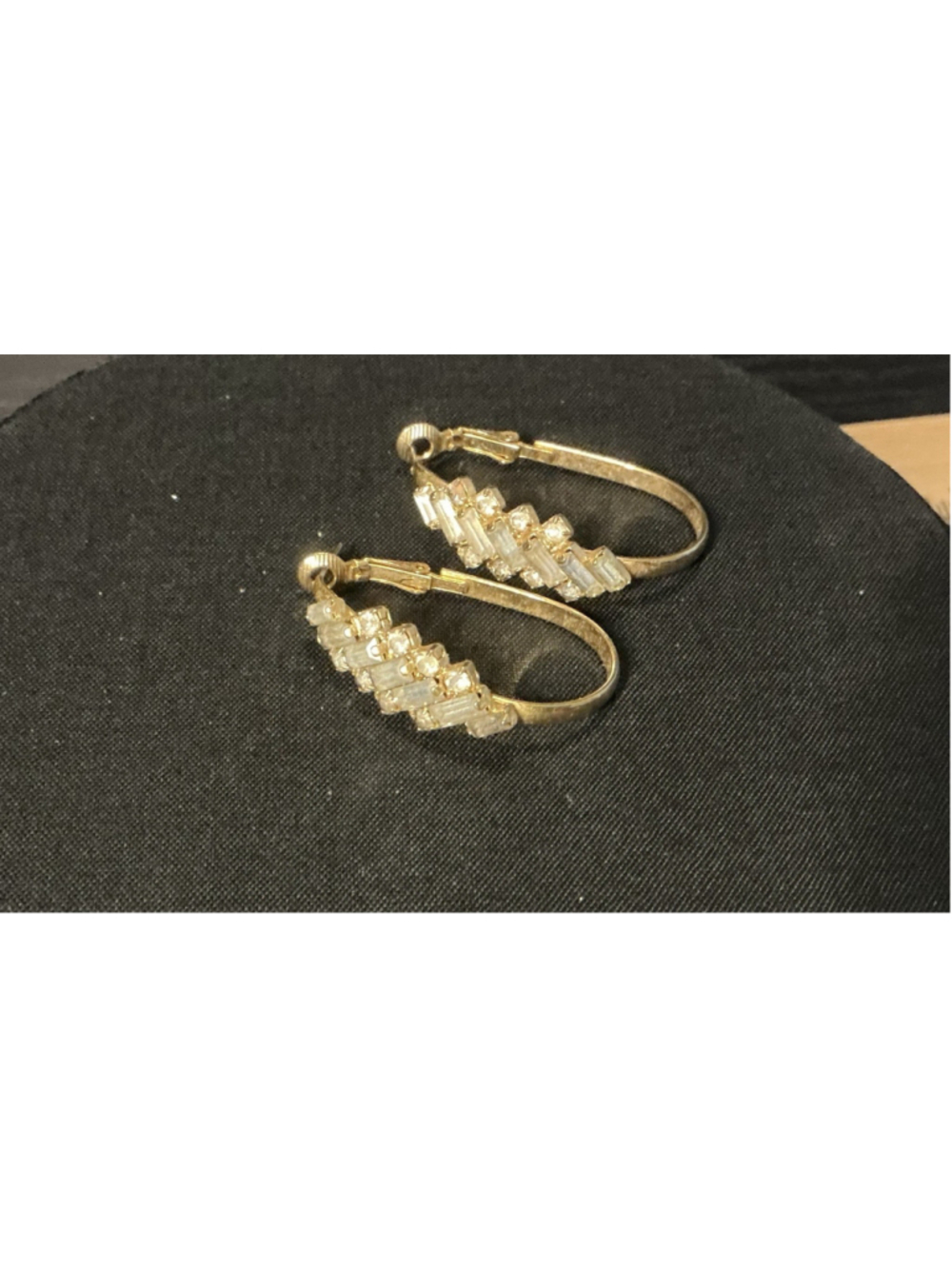 Vtg Rhinestone Hoop Earrings Gold Tone Baguette Round Cluster Hinged Pierced.